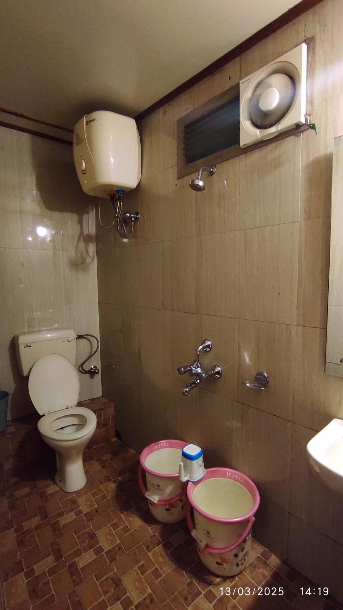 Baba Tourist Lodge Shillong Extérieur photo